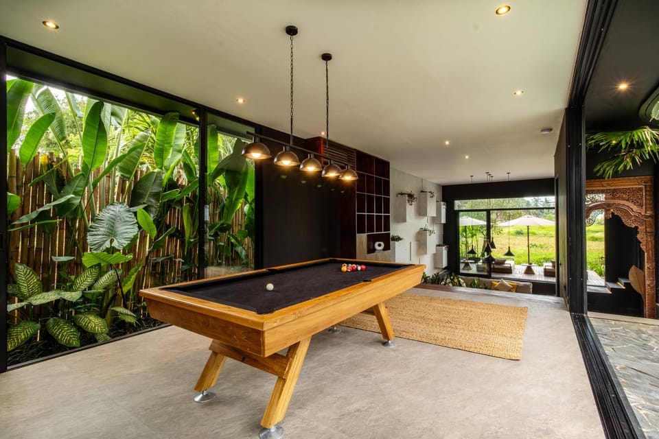 Billiard, Game Room, Swimming pool