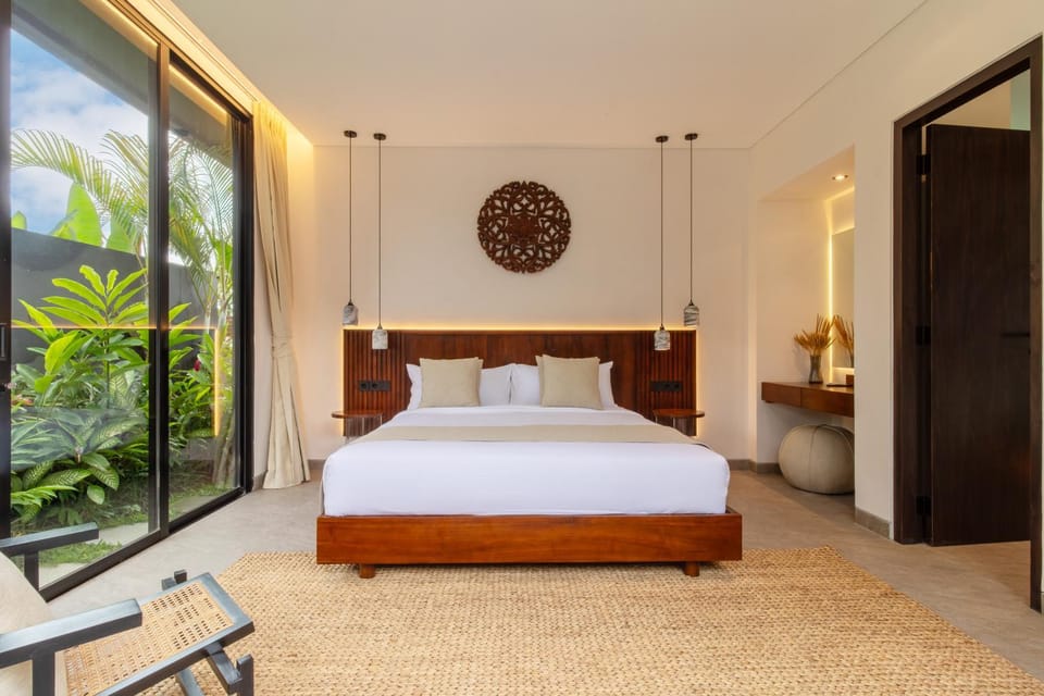 Bed, View (from property/room), Bedroom