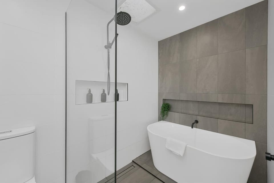 Shower, Bathroom, Bath
