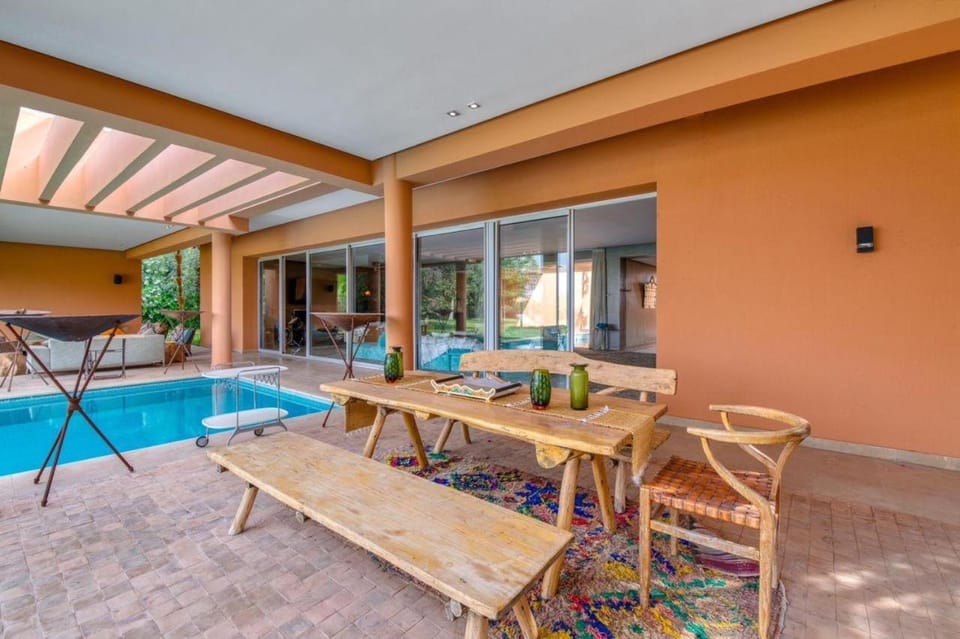 Villa De Luxe Sur Golf Avec Piscine - Al Maaden Villa in Marrakesh