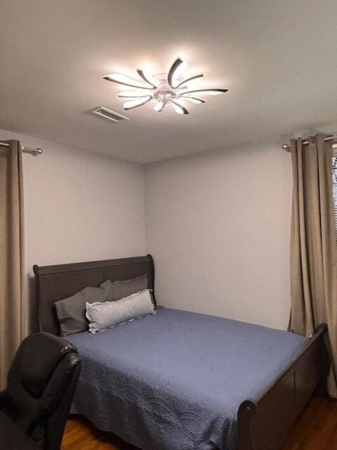 Olly functional, fenced yard near MTSU, shop & food House in Murfreesboro