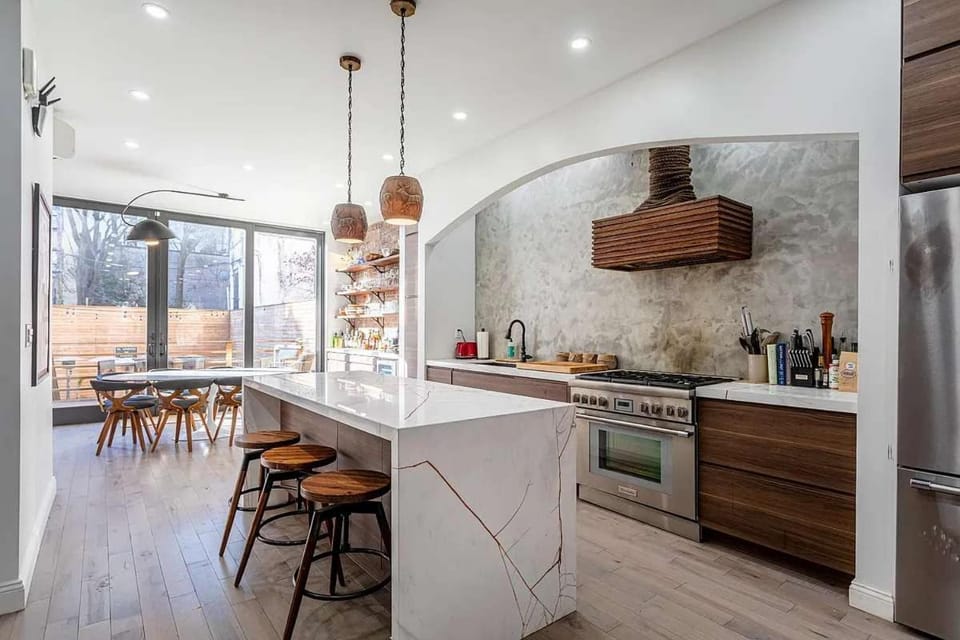 Williamsburg Townhouse 3BR Townhouse with Private Garden Apartment in Manhattan