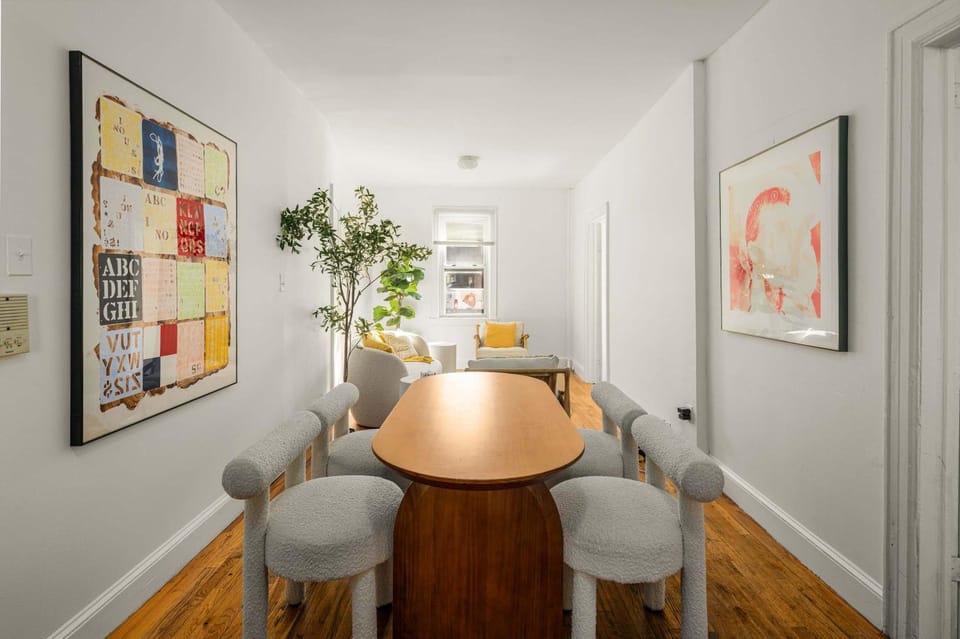 Williamsburg Gardens 3BR floor-through Unit with Private Yard Apartment in Manhattan