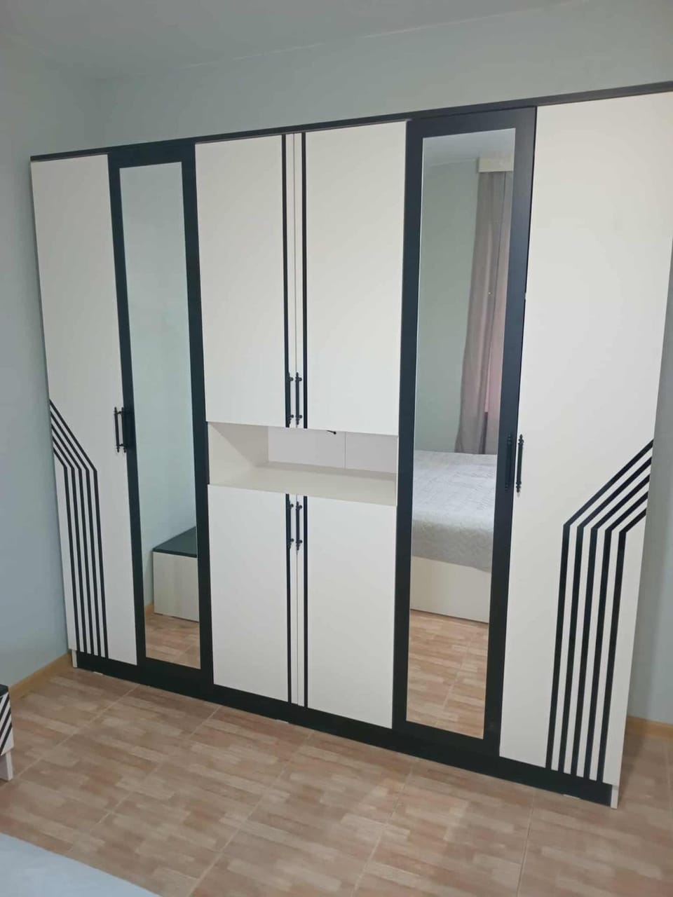 wardrobe