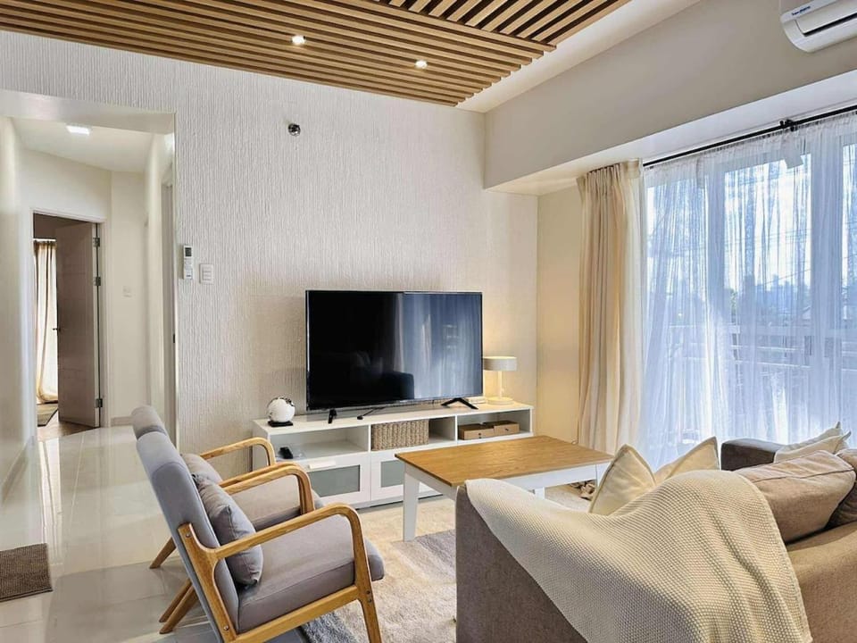 Cozy 3BR Lumiere Pasig Near BGC Condo w Parking Apartment in Makati