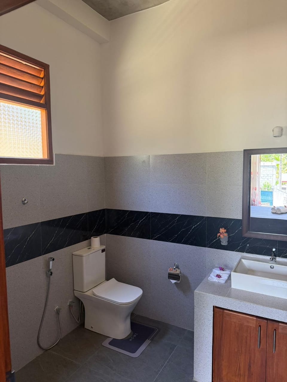 Villa Hideaway Apartment in Southern Province