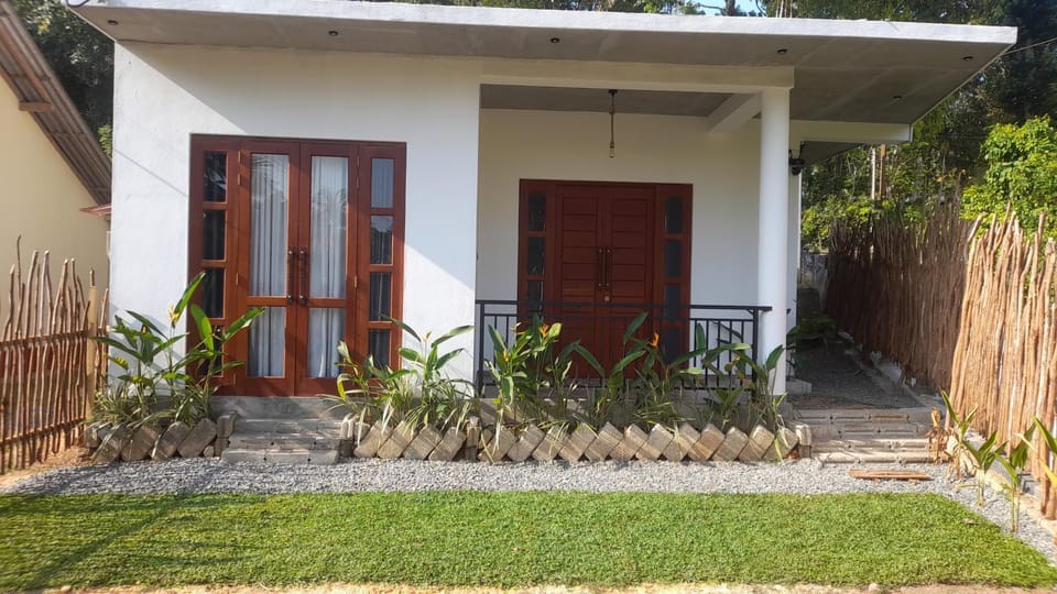 Villa Hideaway Apartment in Southern Province