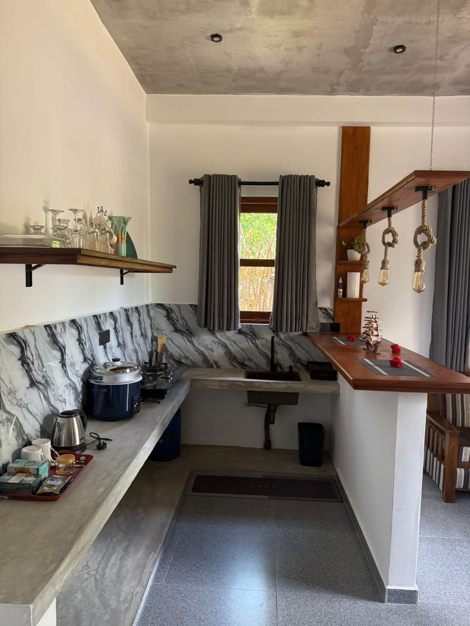 Villa Hideaway Apartment in Southern Province