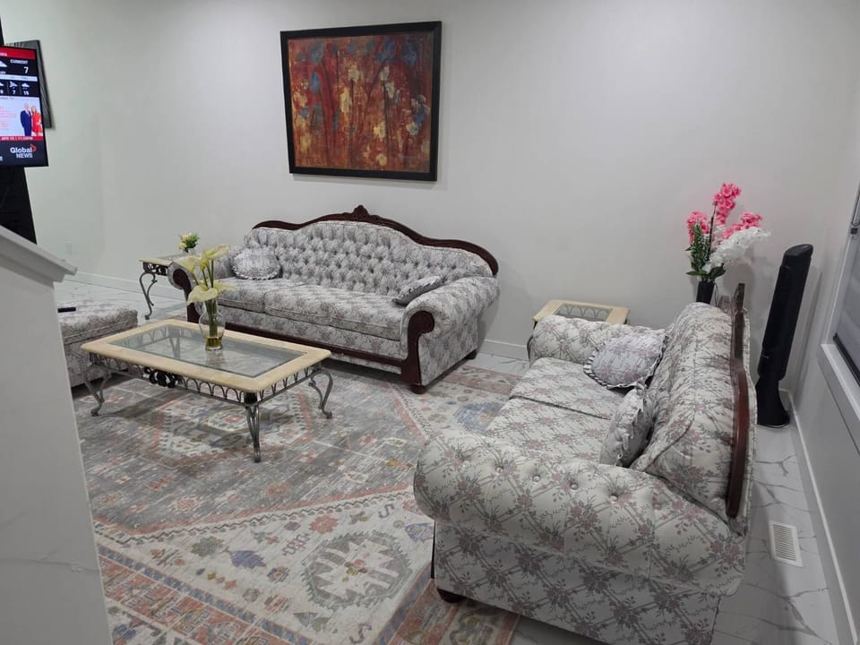 Living room, Decorative detail