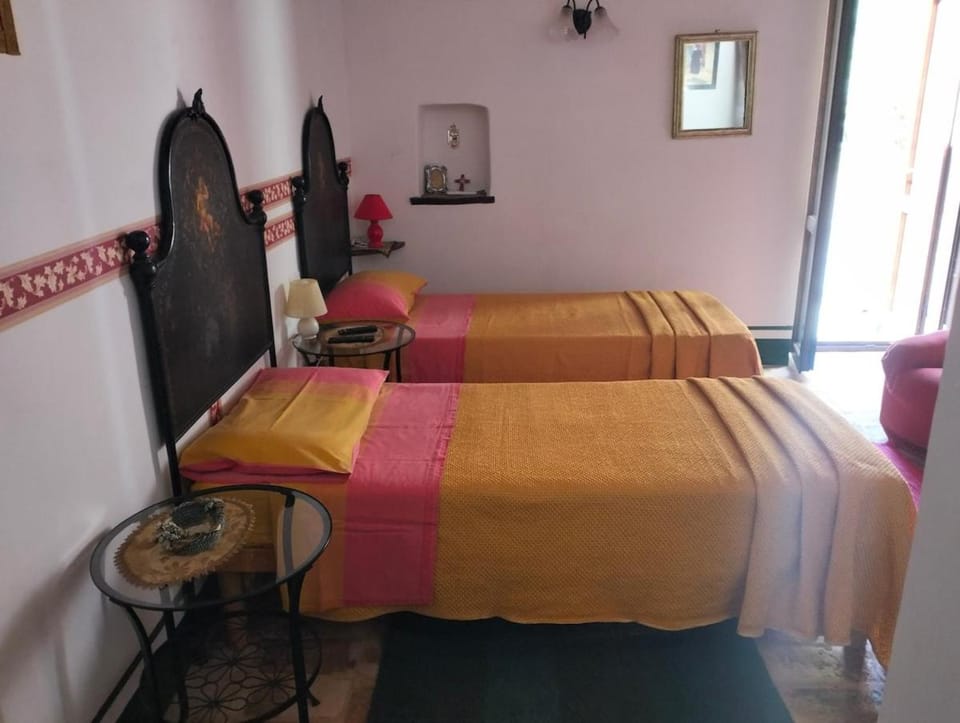 casa vacanze l'aurora 12 posti letto Montelparo FM Villa in Marche