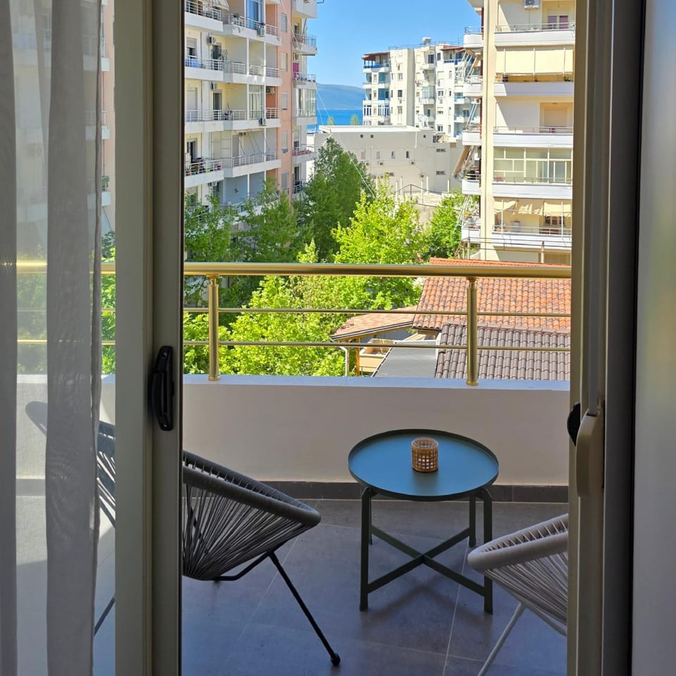 Troy's Seaview Apartment Apartment in Vlorë