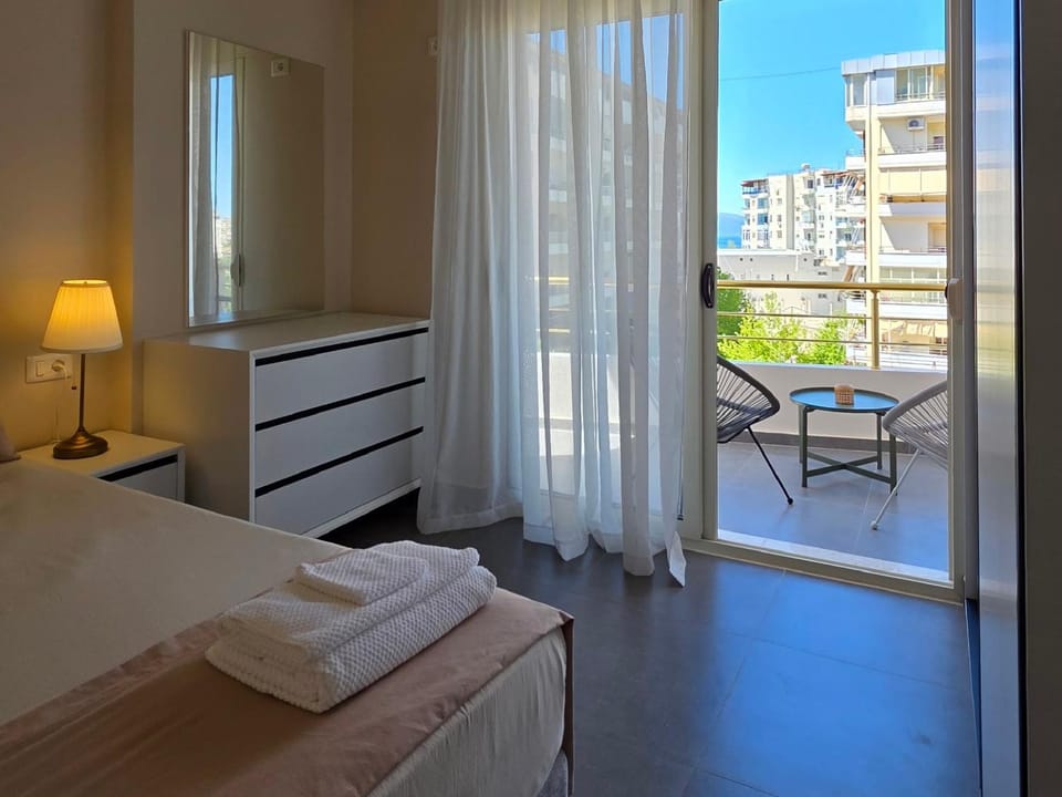 Troy's Seaview Apartment Apartment in Vlorë