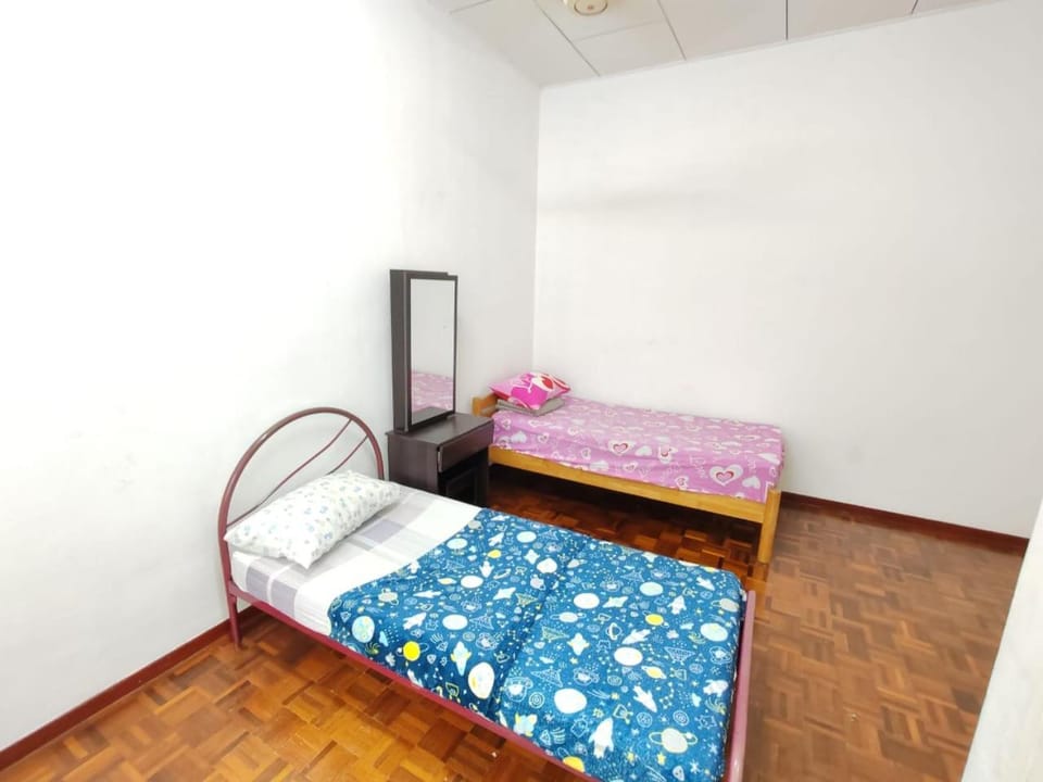 4-Bedroom Landed Home, Semabok Jaya House in Malacca