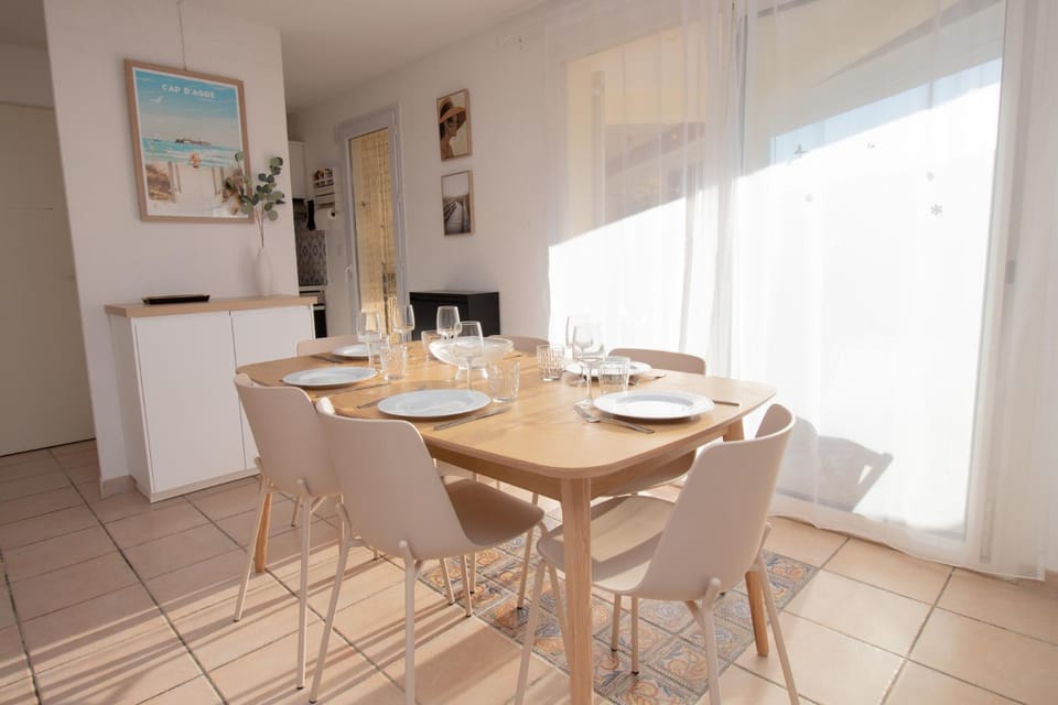 Maloa, villa de standing, plage à deux pas, climatisation, wifi, piscine House in Agde