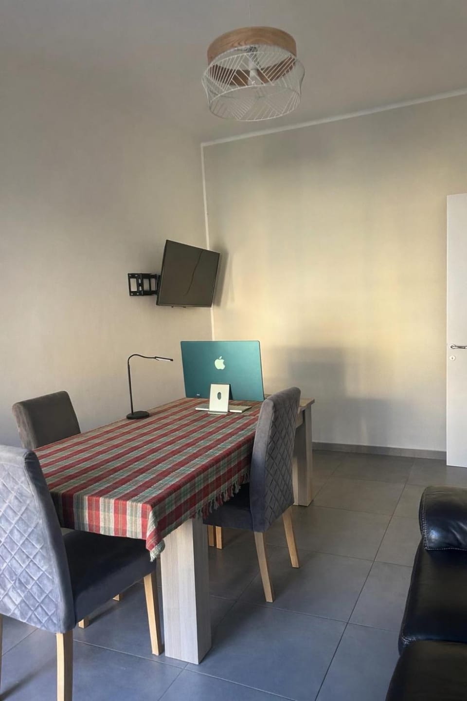 Urban Adriano Apartment in Turin