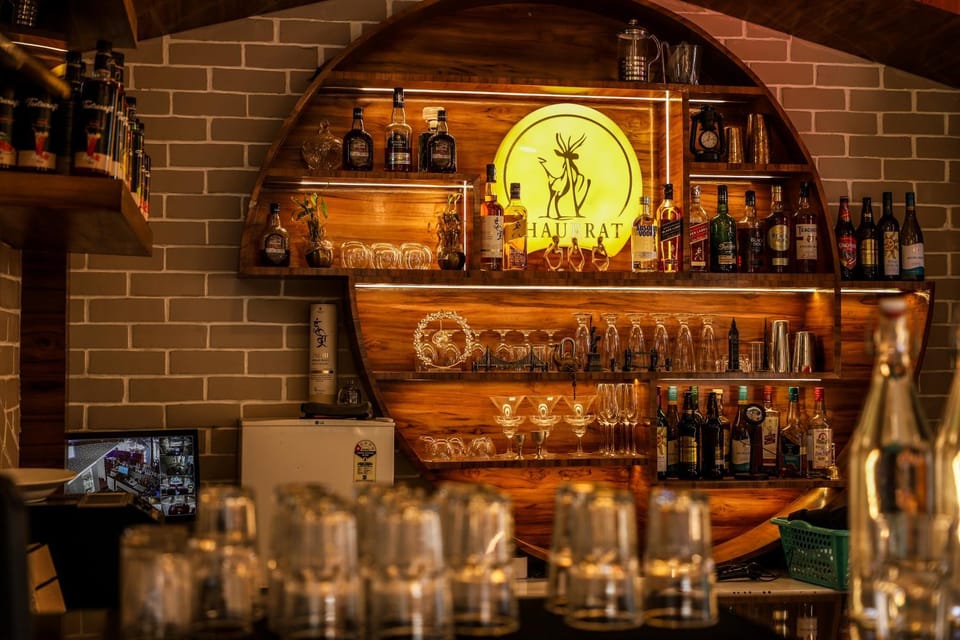 Restaurant/places to eat, Lounge or bar, Food and drinks, Drinks