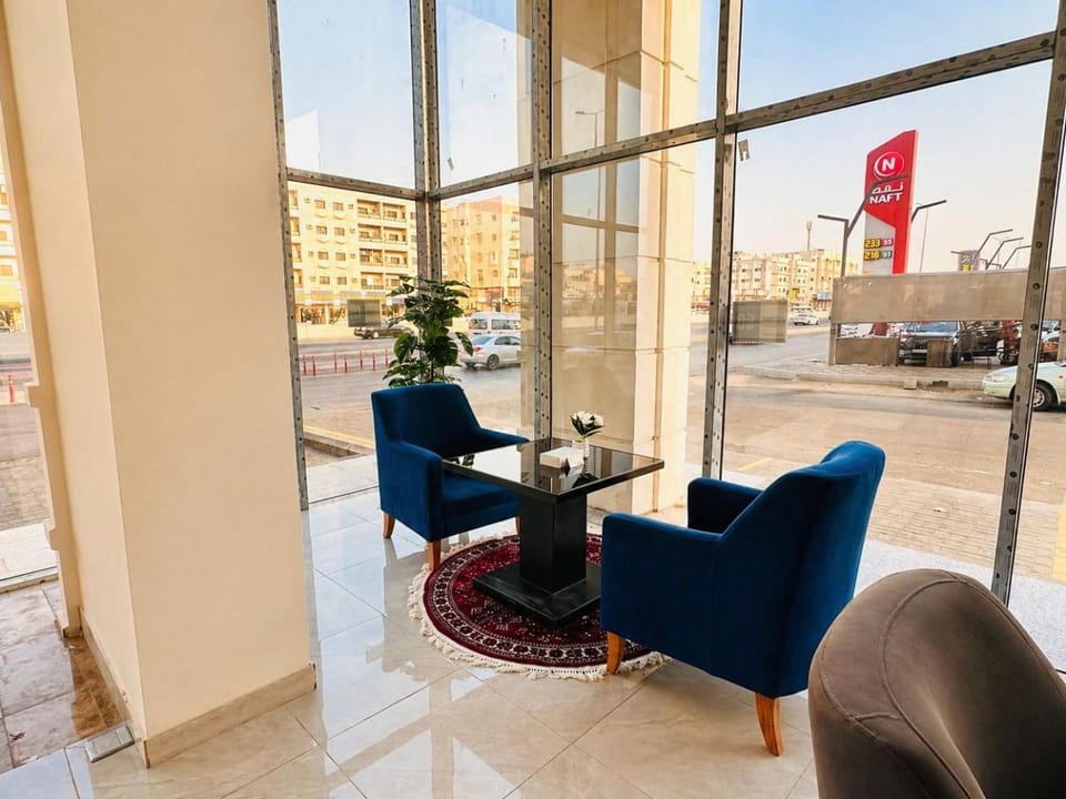 Property building, Day, Seating area