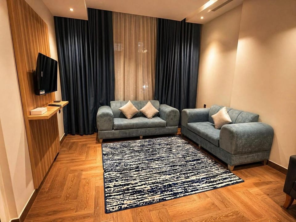 TV and multimedia, Seating area