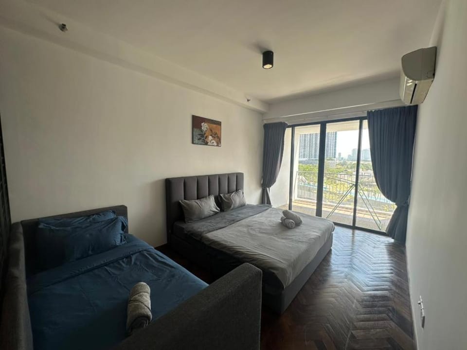 Seaview 3pax Studio with 1 Car Park at The Landmark Apartment in Tanjung Bungah