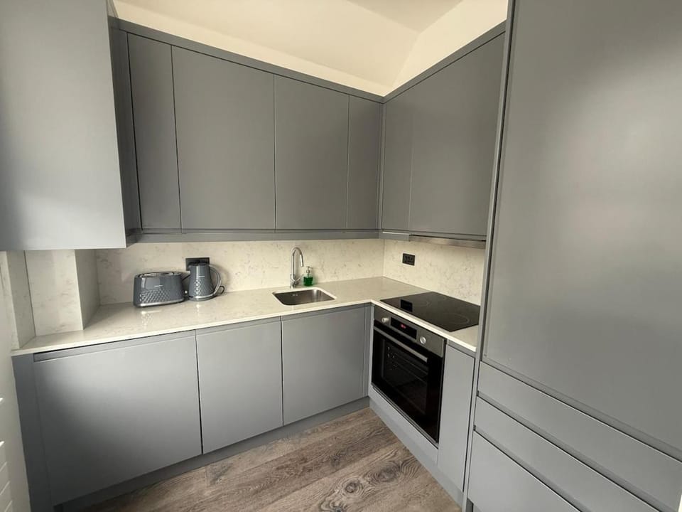 Bright Renovated Flat off Portobello, Notting Hill Apartment in City of Westminster