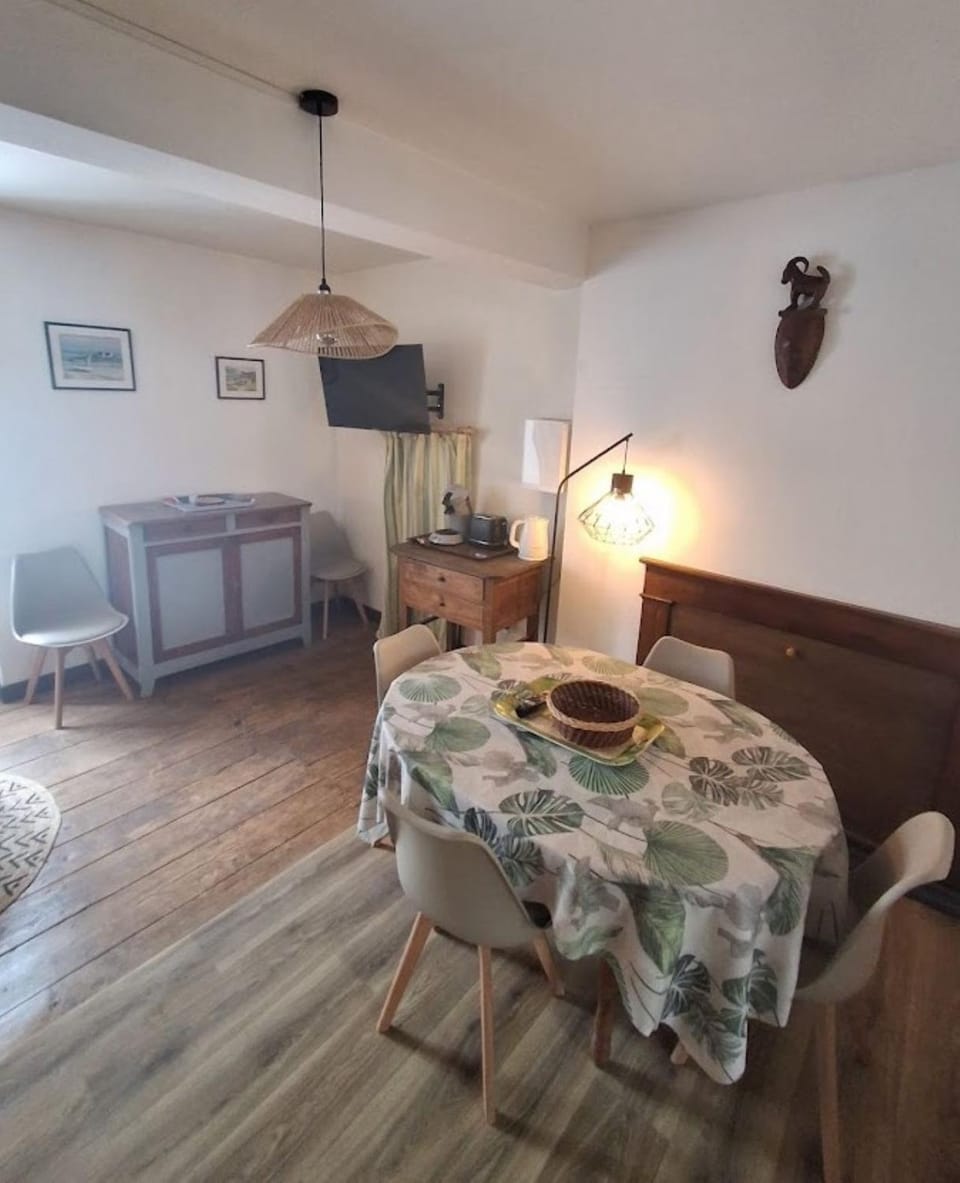 La maison de la prise d'Alzeau House in Occitanie