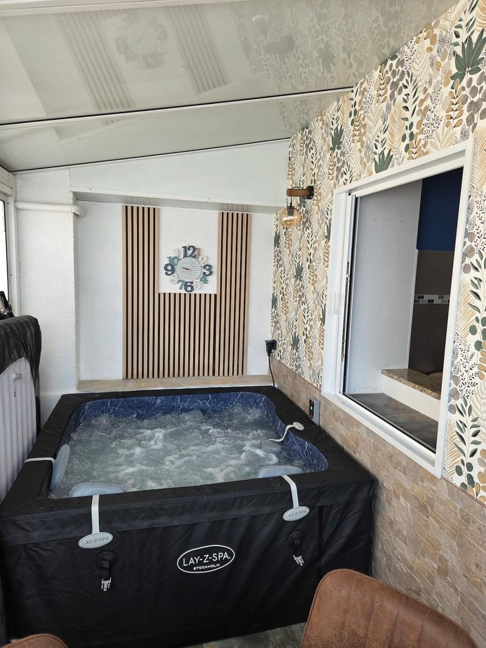 Meuble de charme avec spa 50 m de la plage de PONTAILLAC Apartment in Vaux-sur-Mer