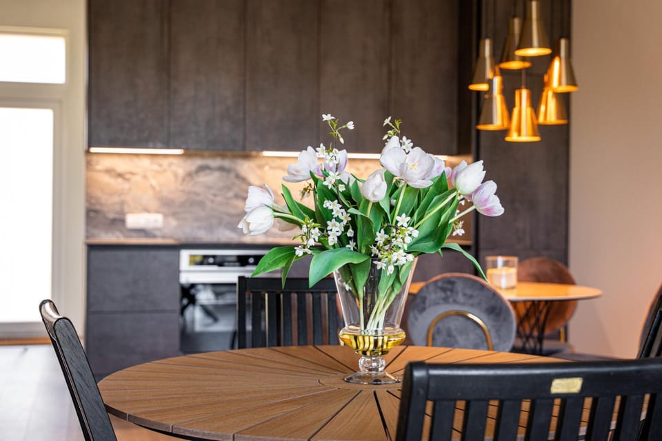 Decorative detail, Dining area