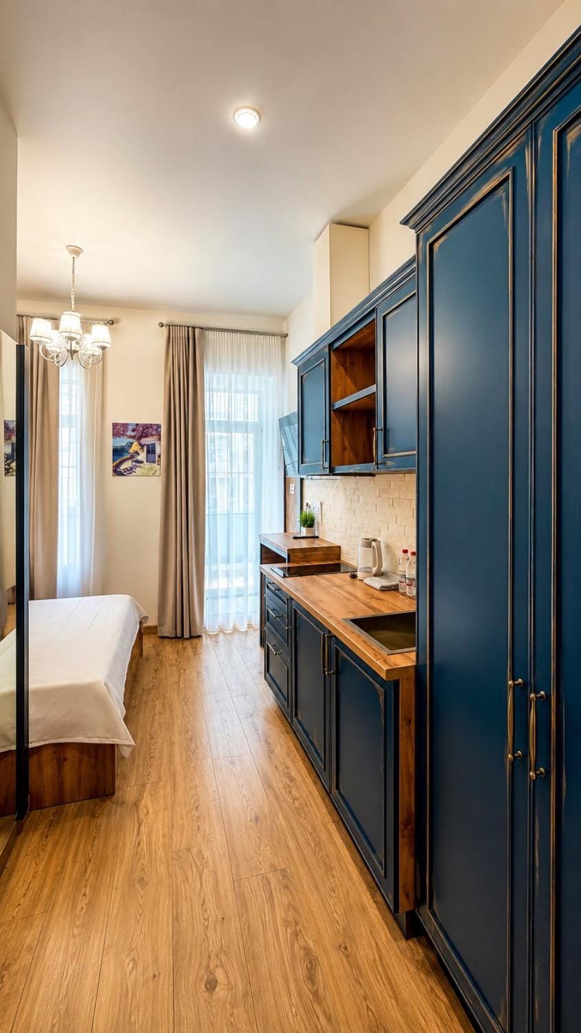 Bed, Kitchen or kitchenette, Photo of the whole room, wardrobe