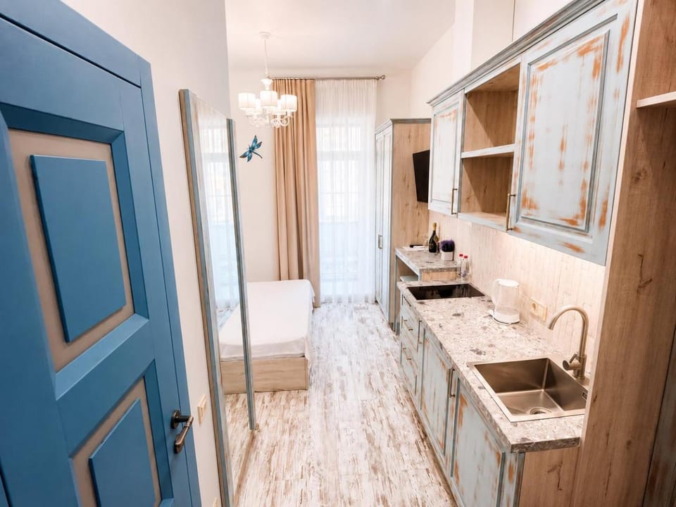 Kitchen or kitchenette, Photo of the whole room
