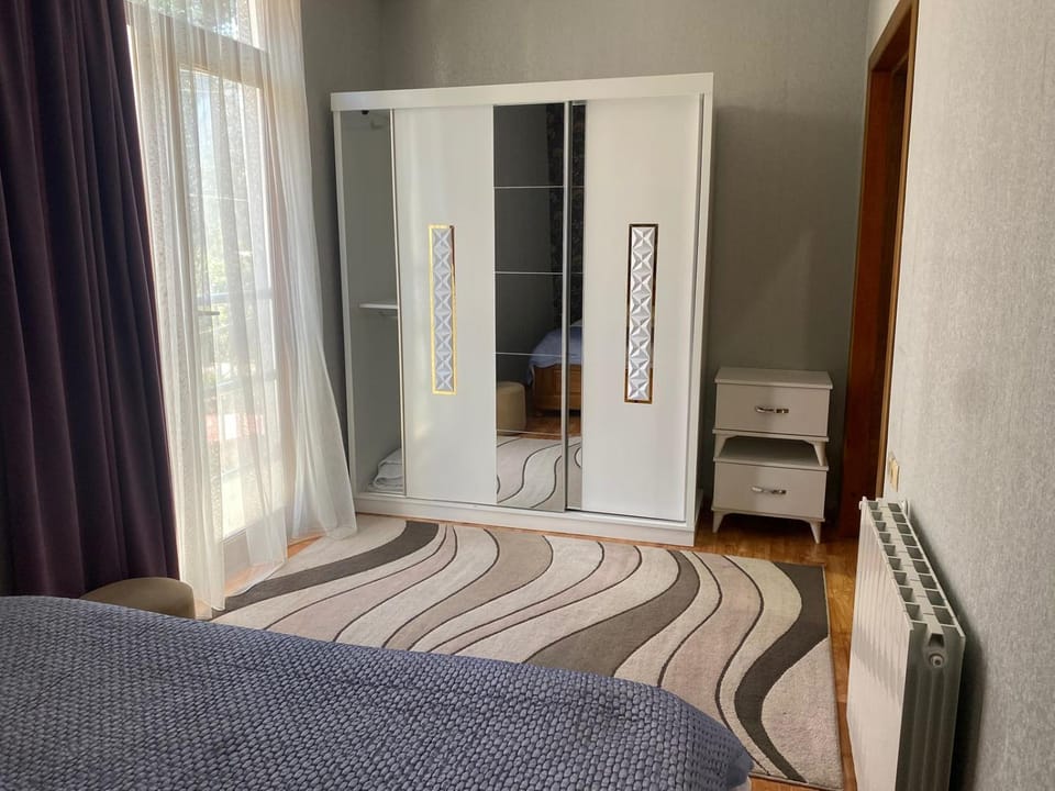 Bedroom, wardrobe