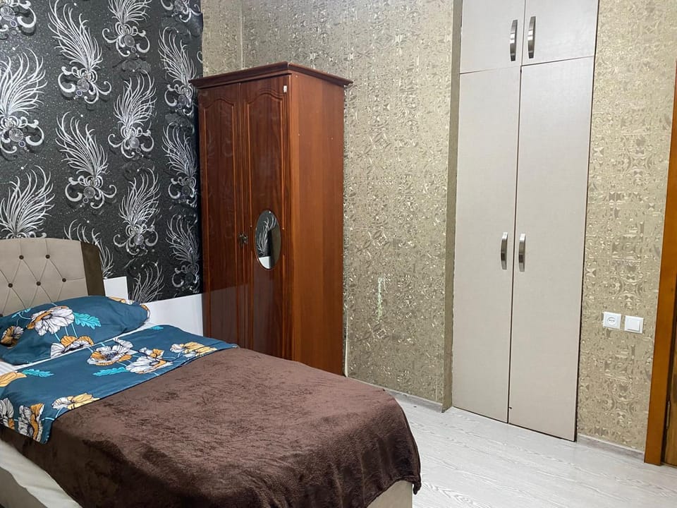 Bedroom, wardrobe