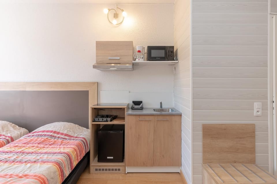 Living room, Bedroom