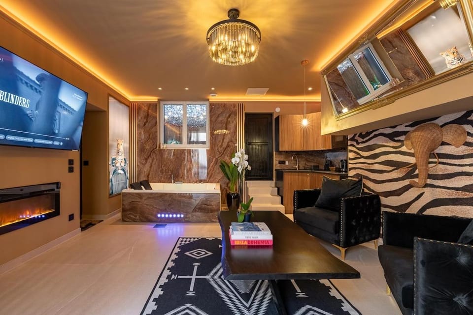 Private spa cinema free parking Apartment in Rouen