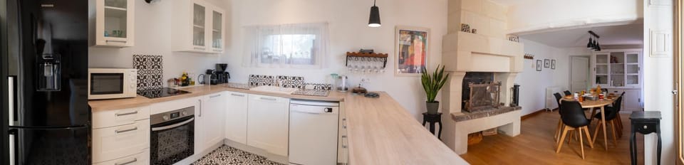 Communal kitchen, Meals, dishwasher, oven, stove