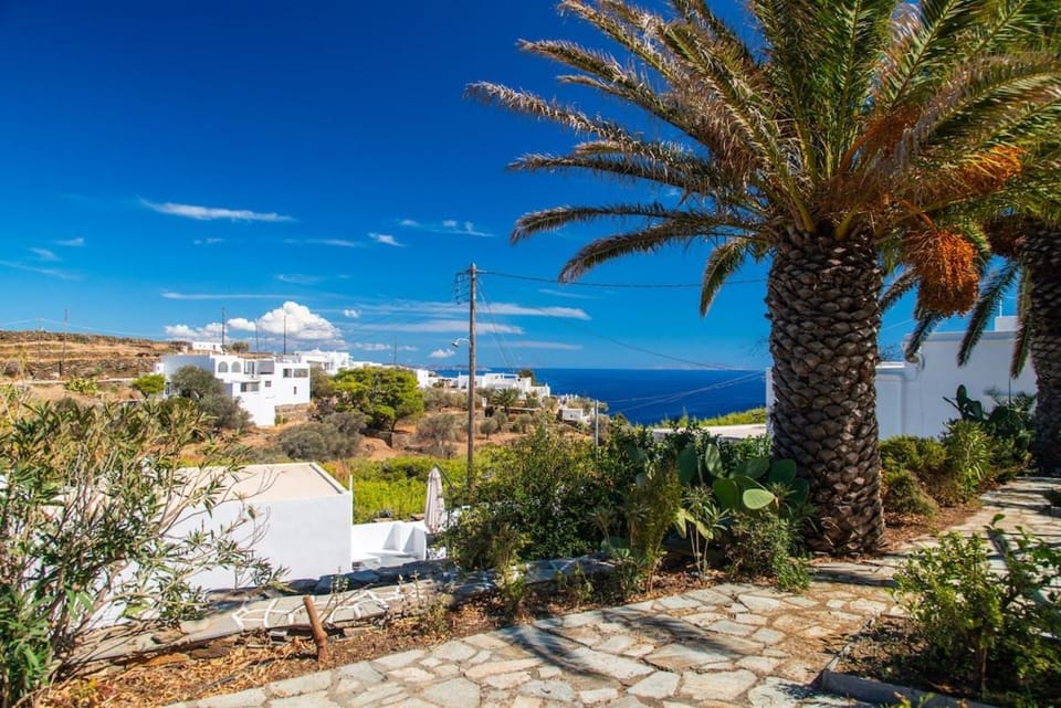 View (from property/room), Garden view, Sea view