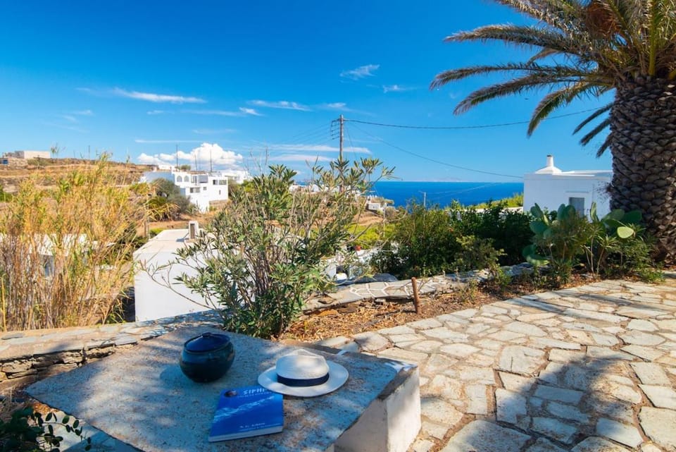View (from property/room), Seating area, Sea view