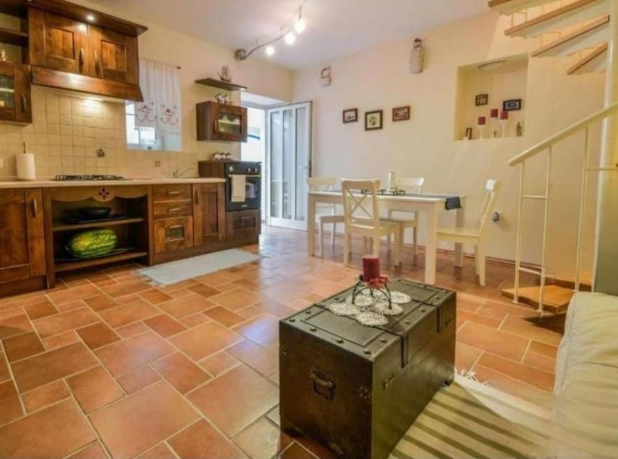 Living room, kitchen