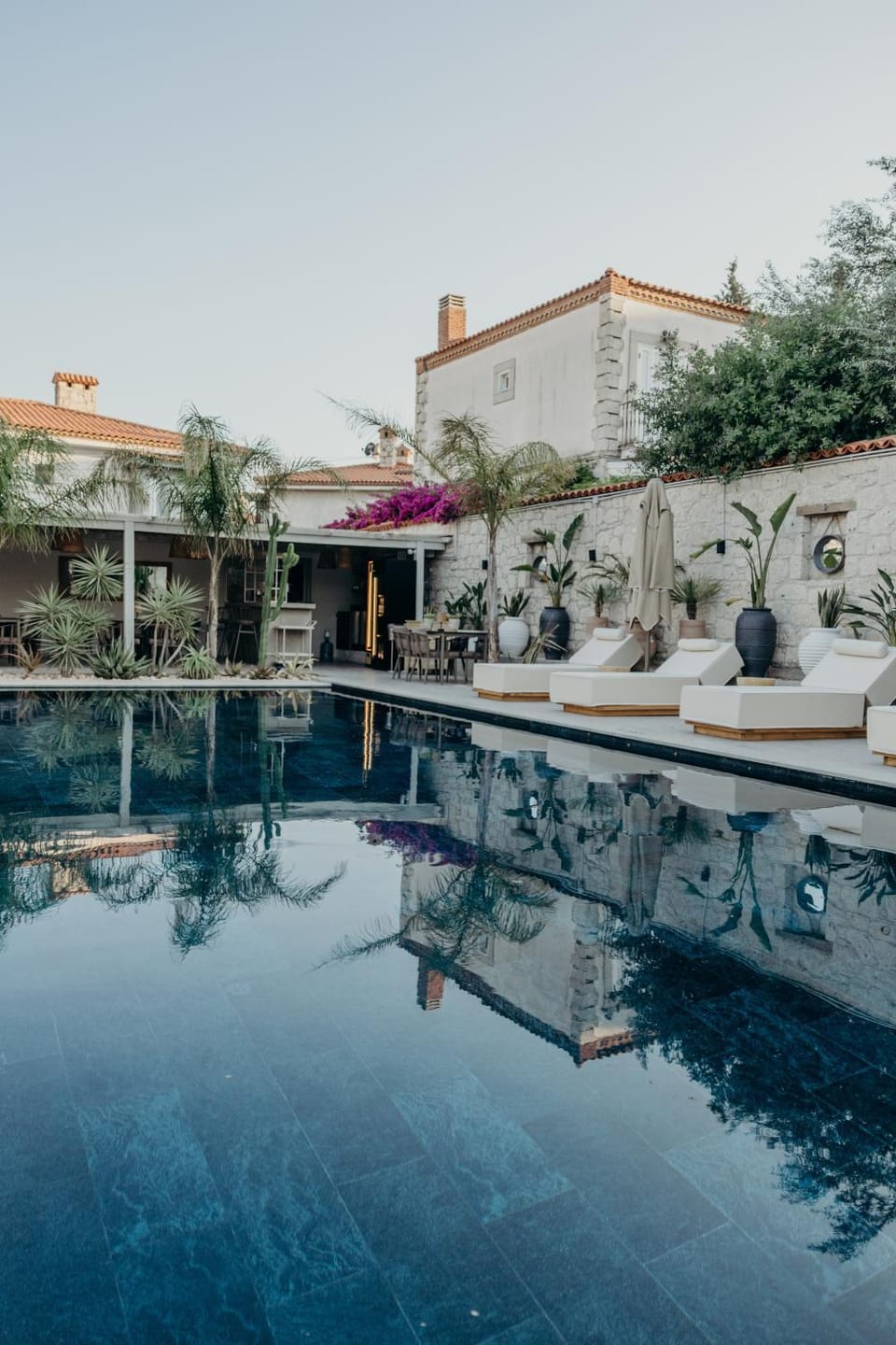Restaurant/places to eat, Swimming pool, Swimming pool