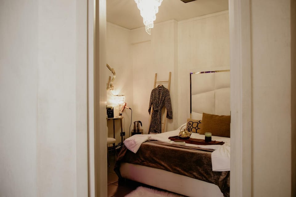 LA SUITE ''Vanvitelli'' SPA EXPERIENCE Bed and Breakfast in Caserta