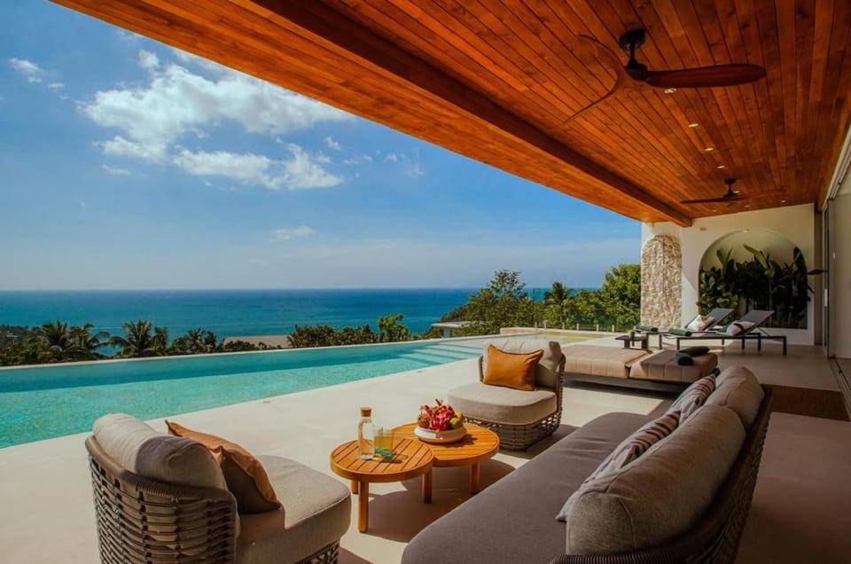 Villa La Favela - Your Ultimate Amazing Luxury Retreat Villa in Ko Pha-ngan Sub-district