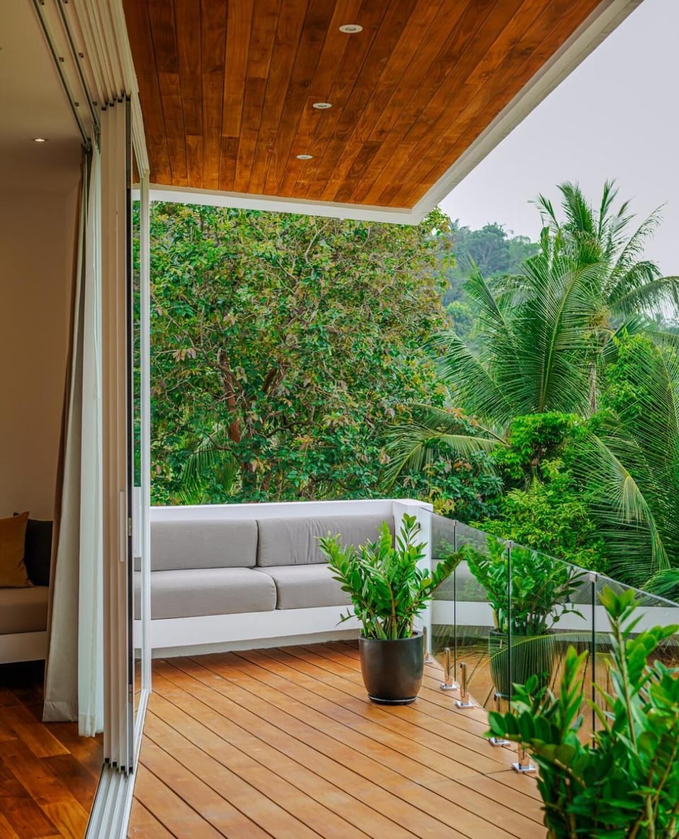 Villa La Favela - Your Ultimate Amazing Luxury Retreat Villa in Ko Pha-ngan Sub-district