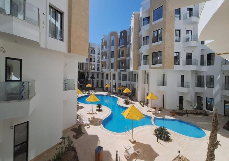View (from property/room), Balcony/Terrace, Swimming pool