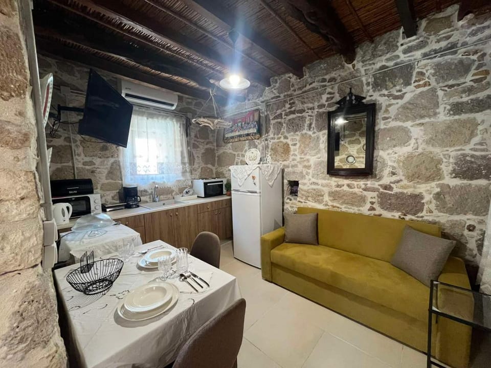 Anna's traditional house Apartment in Kefalos