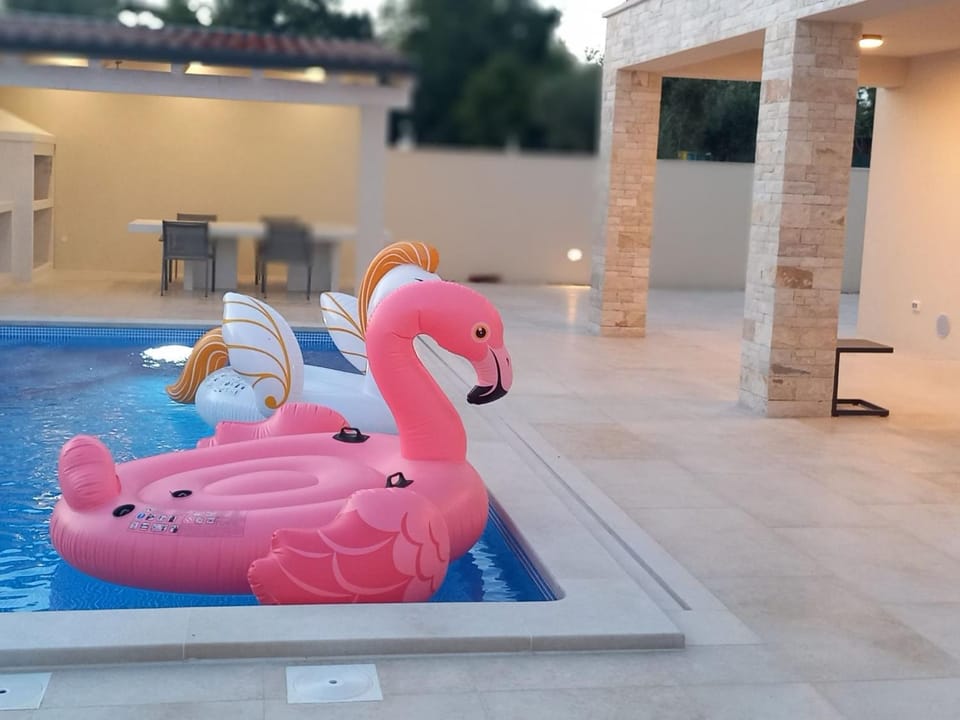 Holiday Home Villa Salvore- Nähe Strände- beheizter Pool- Istrien by Interhome House in Istria County