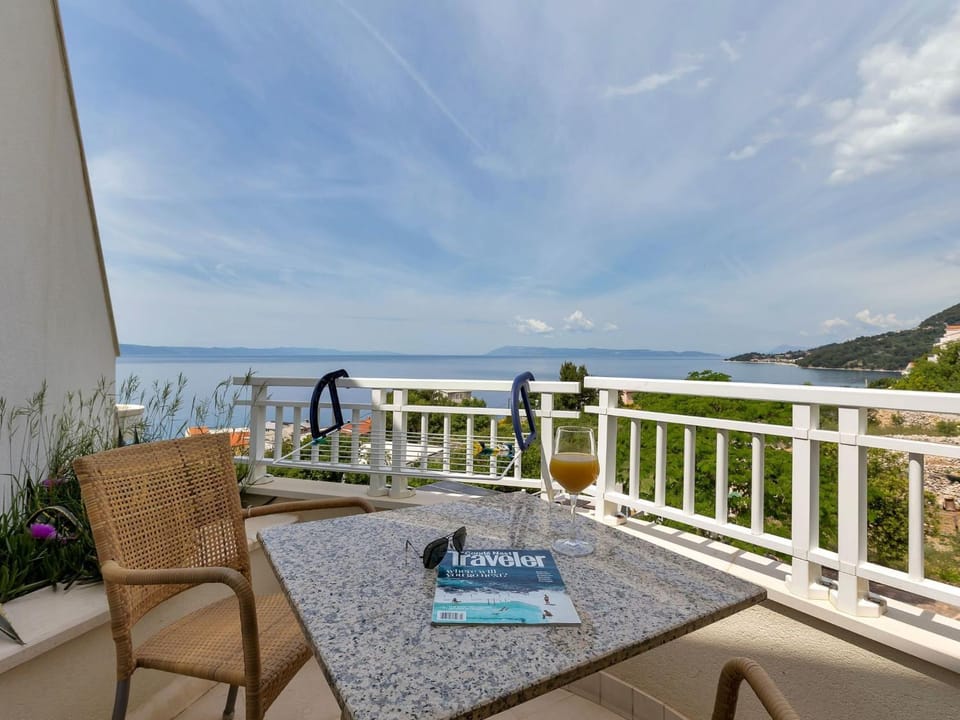 Apartment Fewo mit gemeinschaftlichem Pool by Interhome Apartment in Split-Dalmatia County