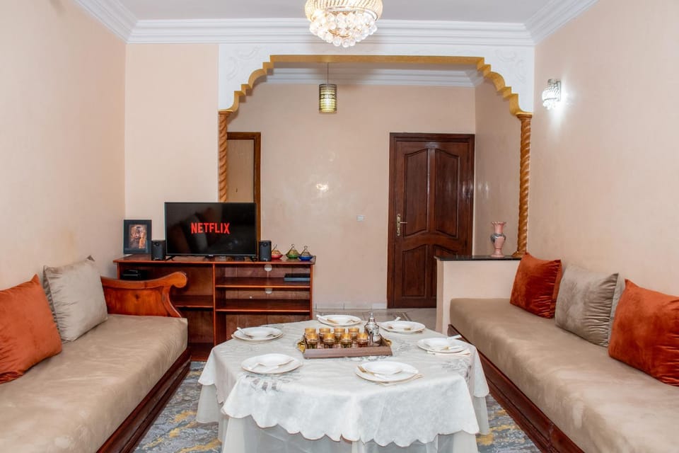 Moroccan Apartment 10 min to Beach Fast WiFi Apartment in Agadir