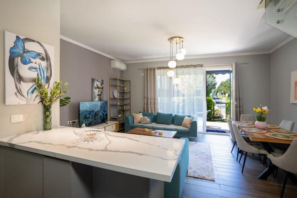 Jol Mar Garden Duplex Vala mare Durres Apartment in Tirana County, Albania