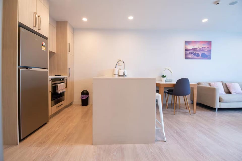 Dining area, kitchen