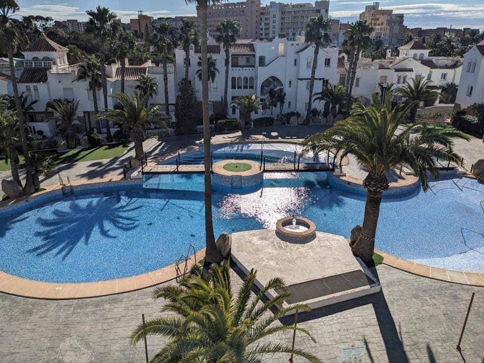 Ferienwohnung Casa Lisa - 2 Zimmer Wohnung EG, große Terrasse, Pool und Meernähe Apartment in Roquetas de Mar