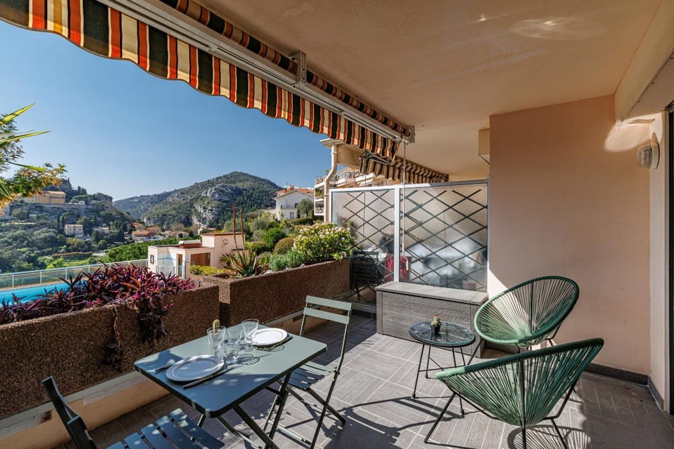 LES BALCONS d EZE - Studio avec terrasse vue mer et piscine Apartment in Eze